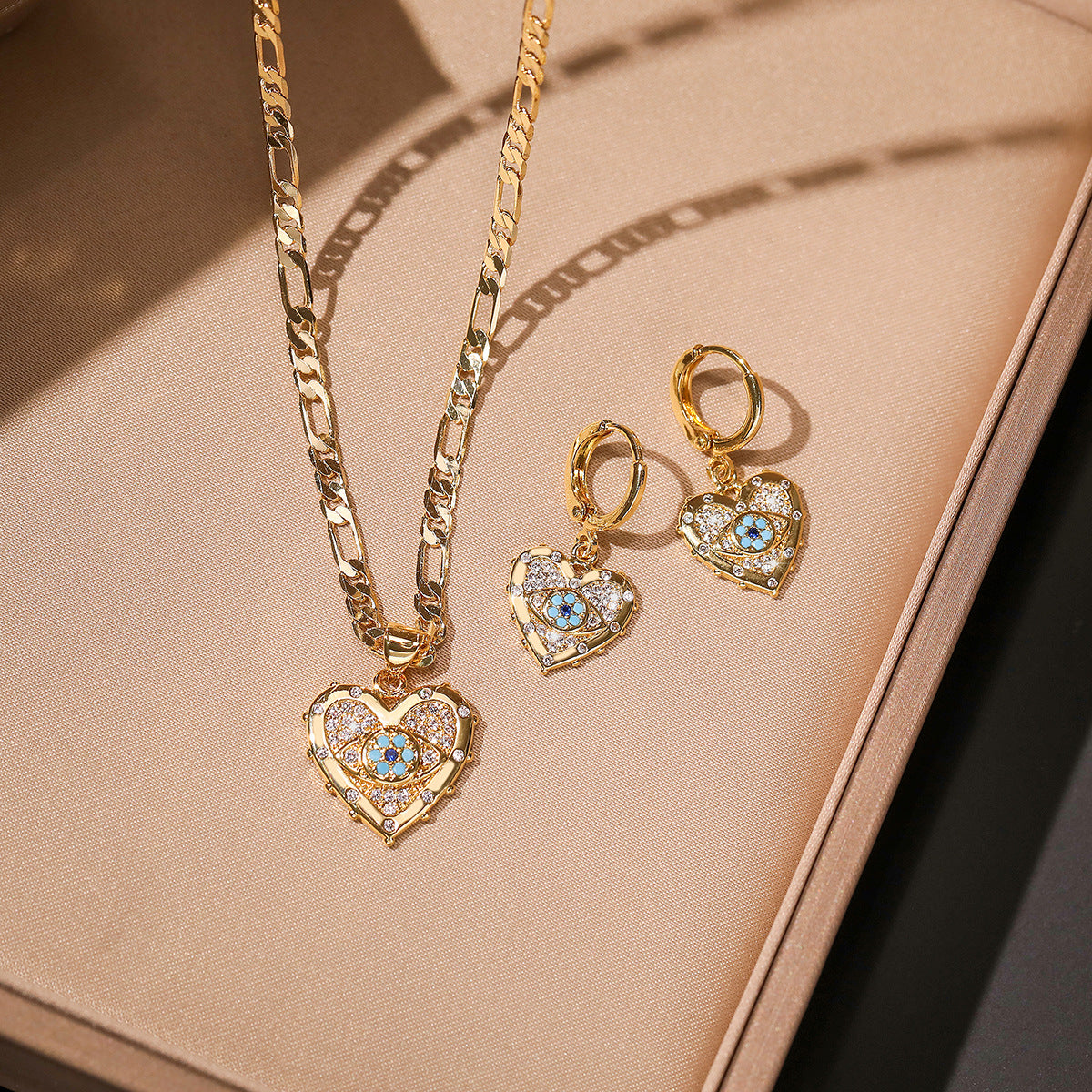 Fashion Jewelry Personality Copper Plated Real Gold Heart-shaped Zircon Pendant Necklace And Earrings Suite